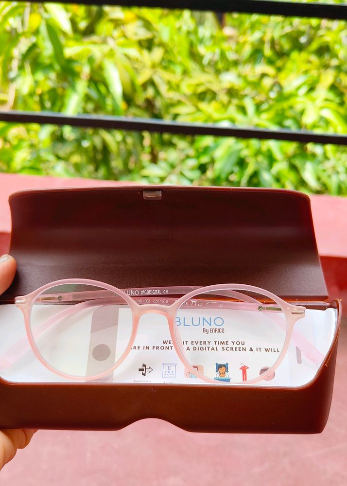 Specs (Glass)
