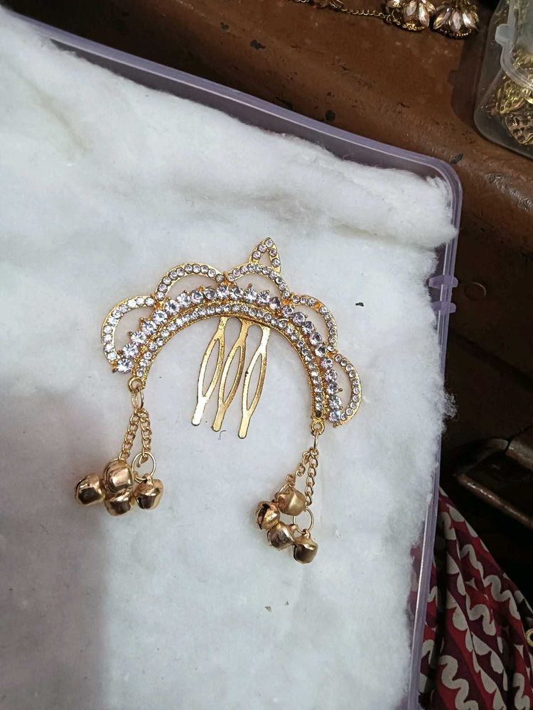 Gold Tone Hair Comb with Hanging Bells