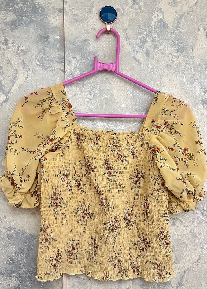 Floral Smocked Puff Sleeve Top