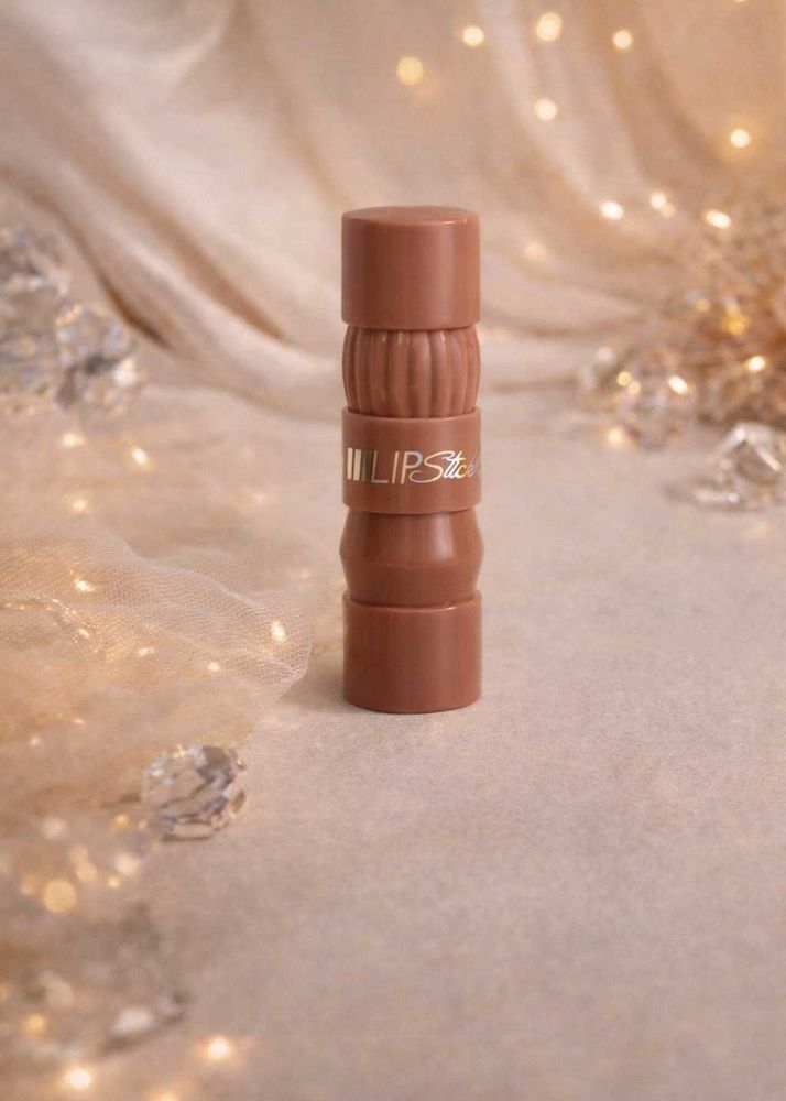 Nude Lipstick - Beautiful Shade