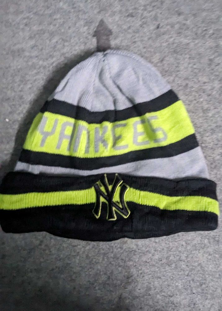 New York Yankees Knit Beanie