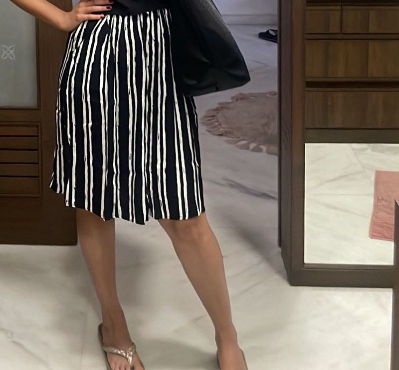 Black &amp; White Striped Skirt