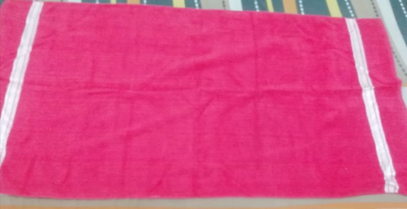 Coral red bath towel