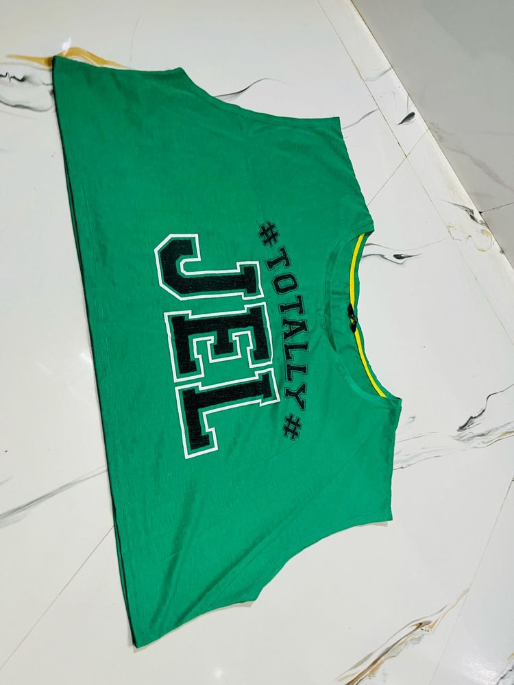 Green Graphic Print Sleeveless jersey