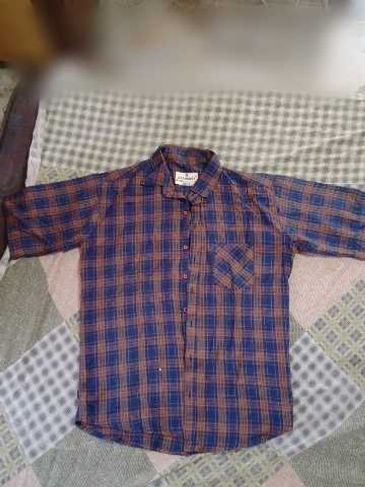 Men's Plaid Button-Up Shirt