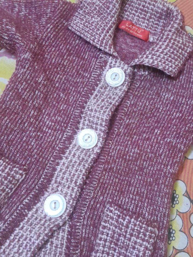 Almost New Cozy Knit woollen Cardigan
