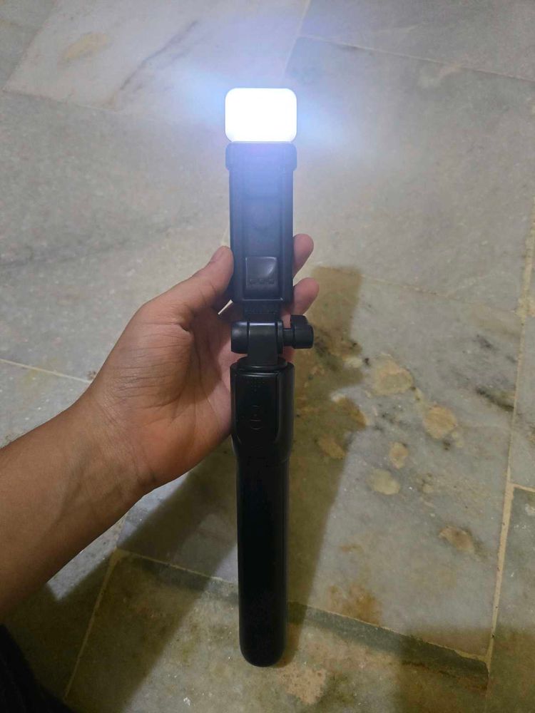 Portable LED Selfie Light Stick