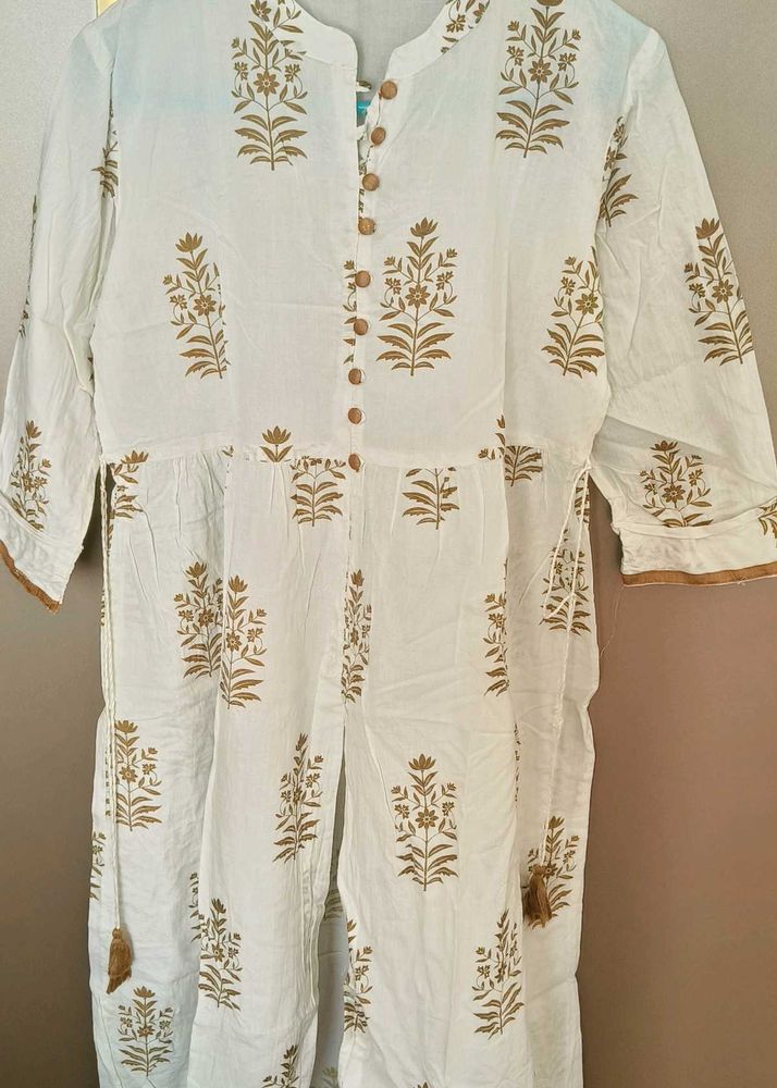 Elegant Floral Print Kurta