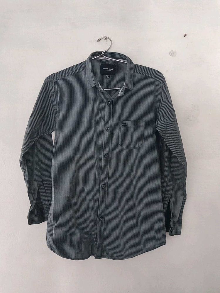Men's Striped Casual Shirt