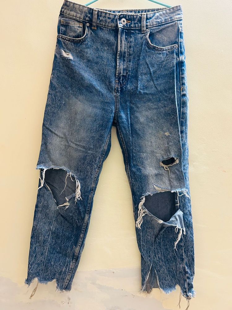 Trendy Ripped Blue Jeans