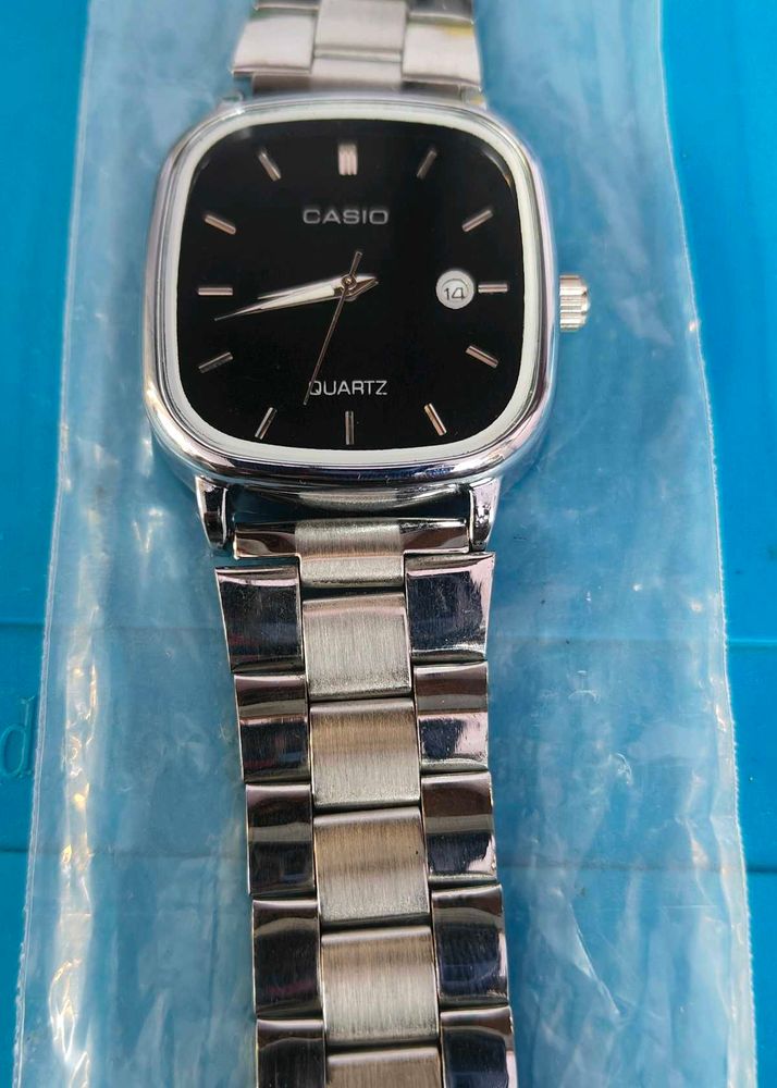 Casio Quartz Watch - Classic Design