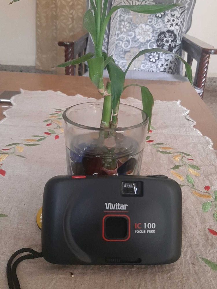 Vivitar IC 100 Focus Free Film Camera