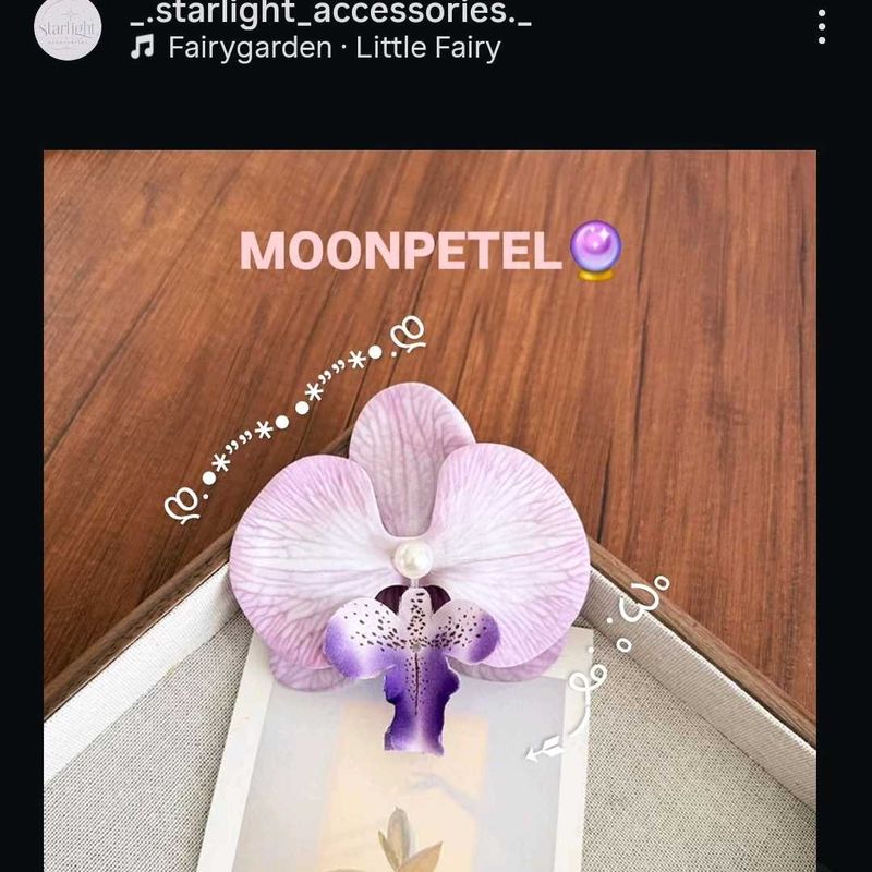 Orchid Hair Clip