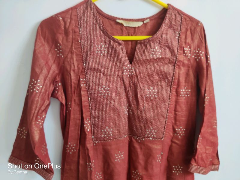 Women's Kurthi