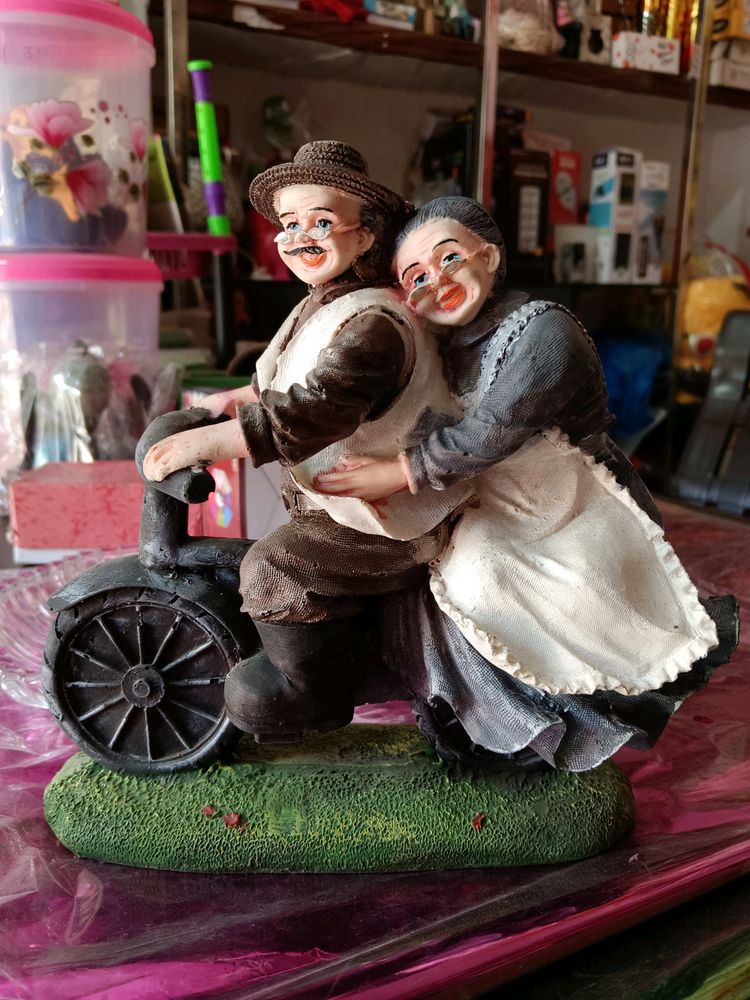 Scooter Couple