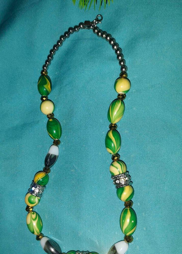Green &amp; Yellow Beaded Necklace