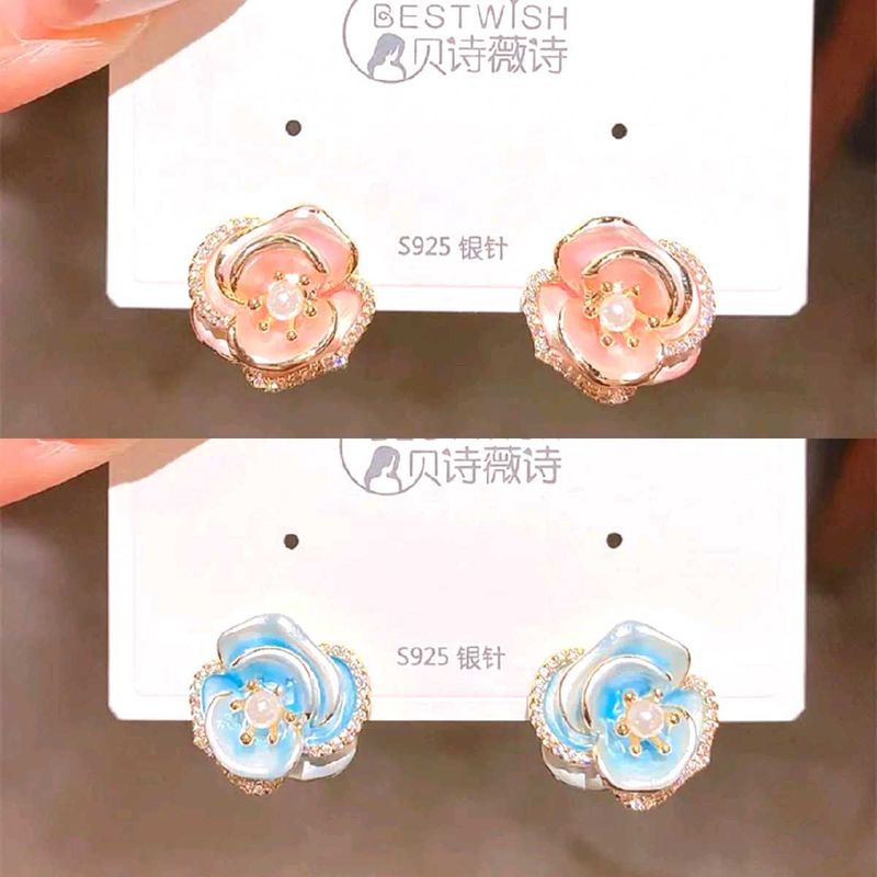 Flower Pearl Stud Earrings🌻