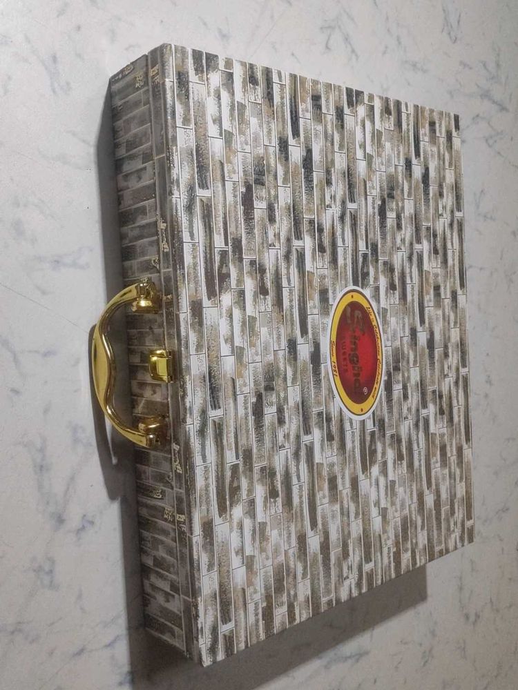 Gift Box No 4
