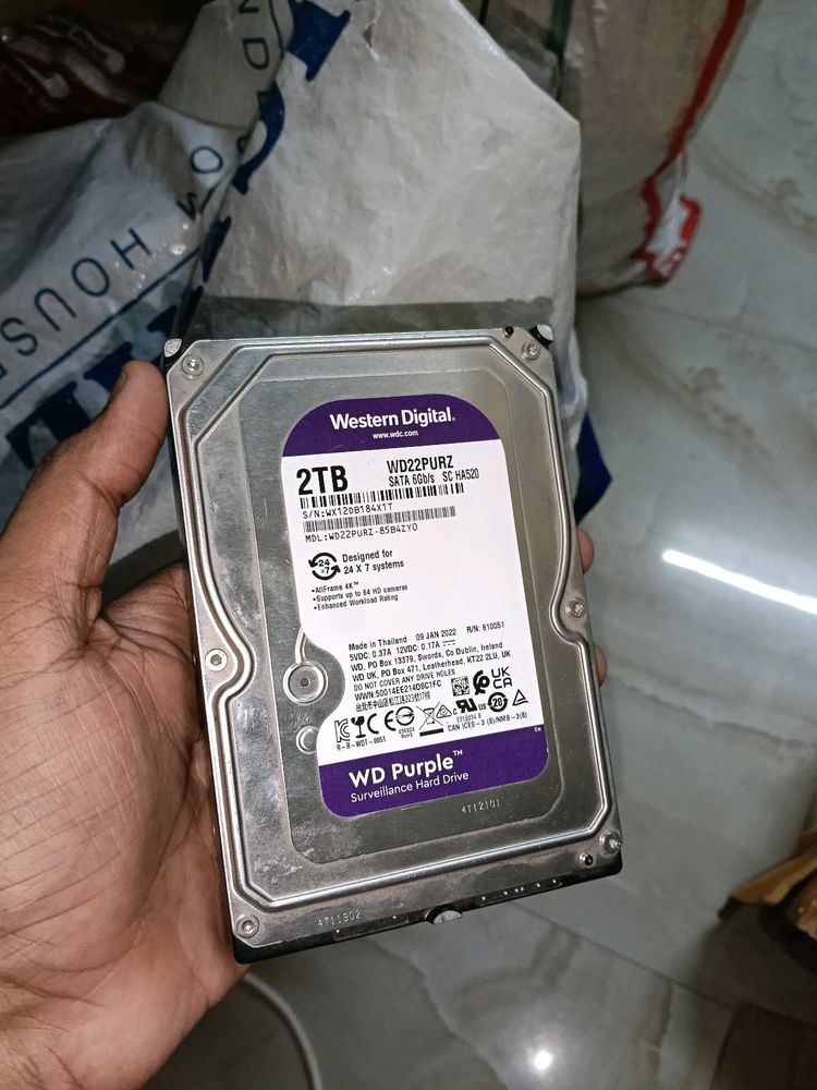 Western Digital 2TB Hard Drive fully working
