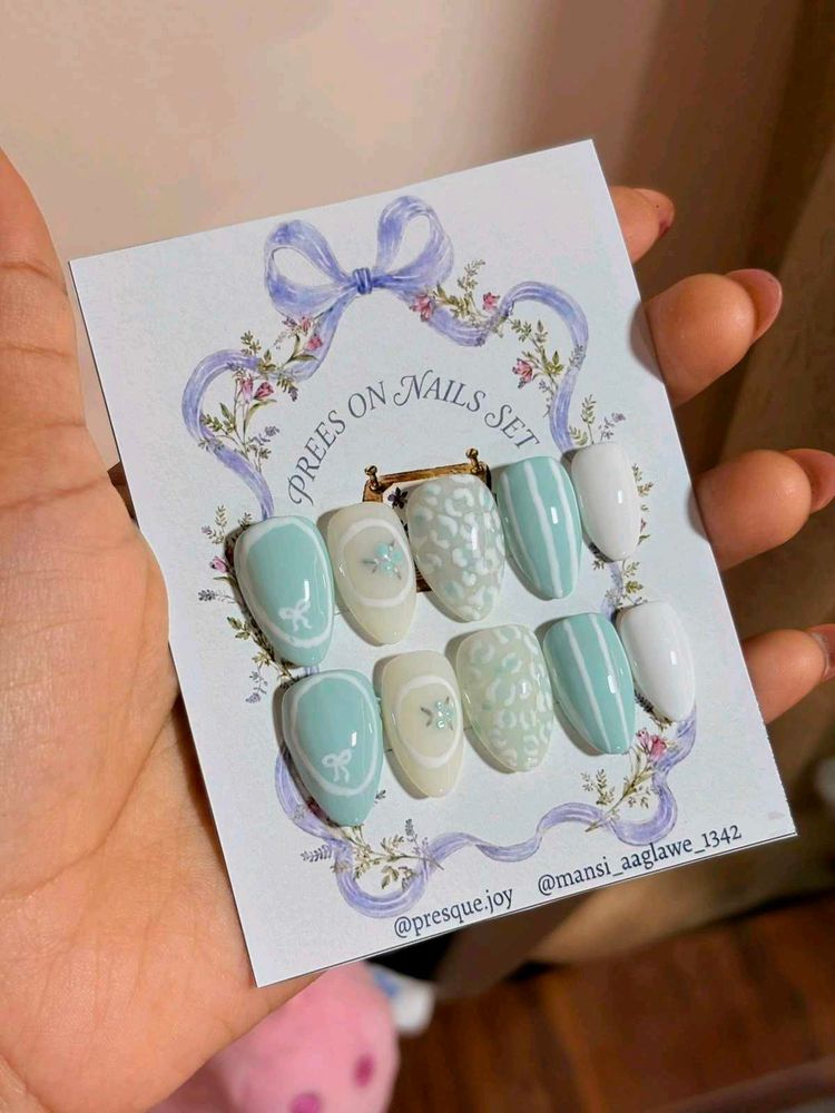Pretty Pastel Press-On Nails
