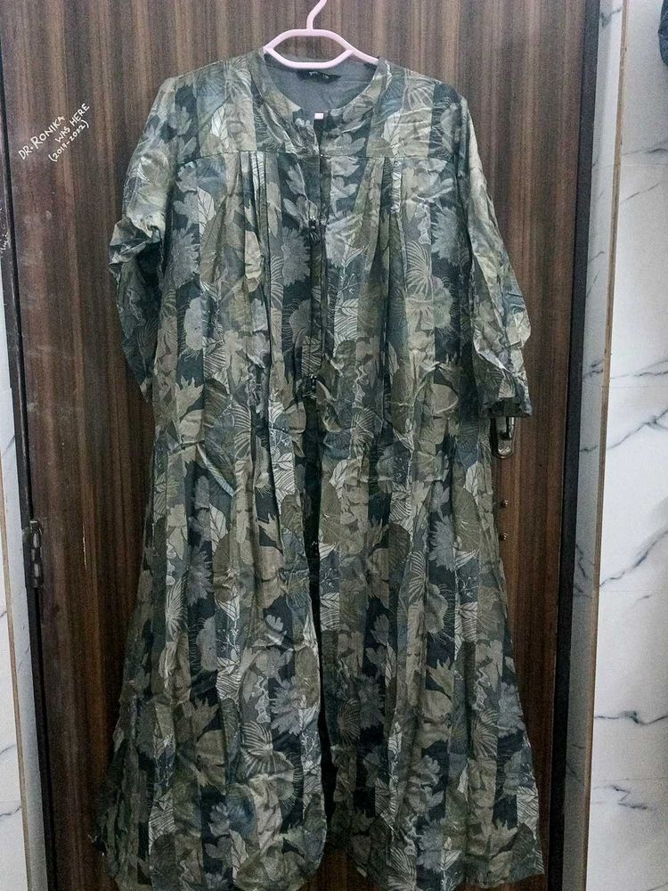 Elegant Leaf Print Kurta