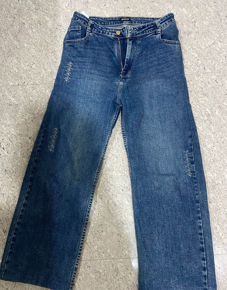 Womens Wide Leg vintage jeans zero wearing new art