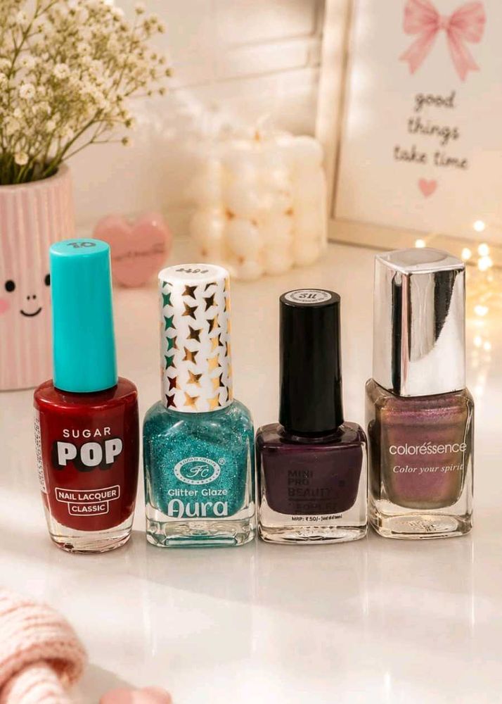 Bundle of 4 Nail Polishes