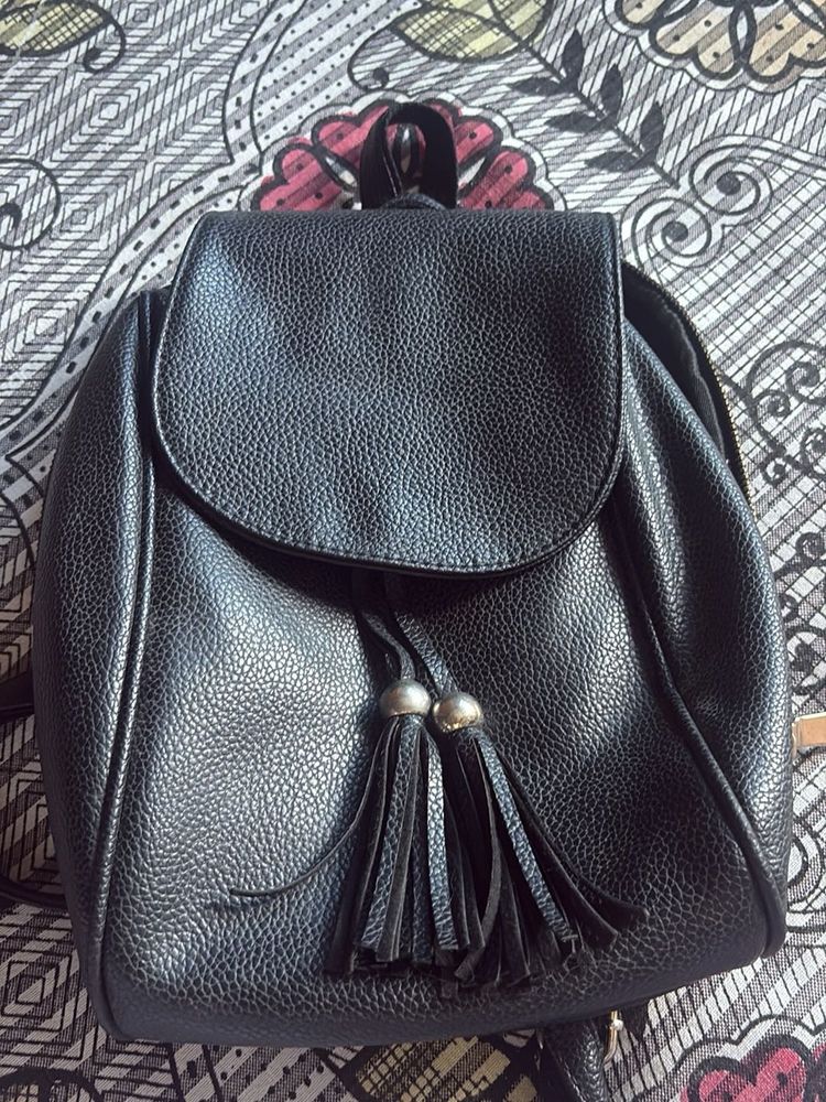 black backpack