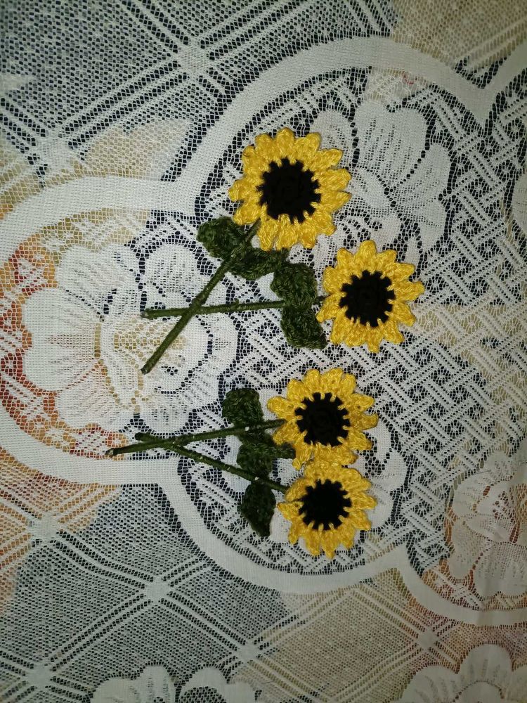 Handmade Crochet Sunflower Appliques(1piece)