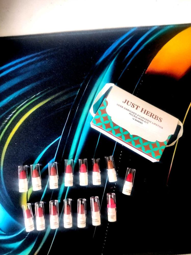 Herb enriched Ayurvedic lipstick mini kit