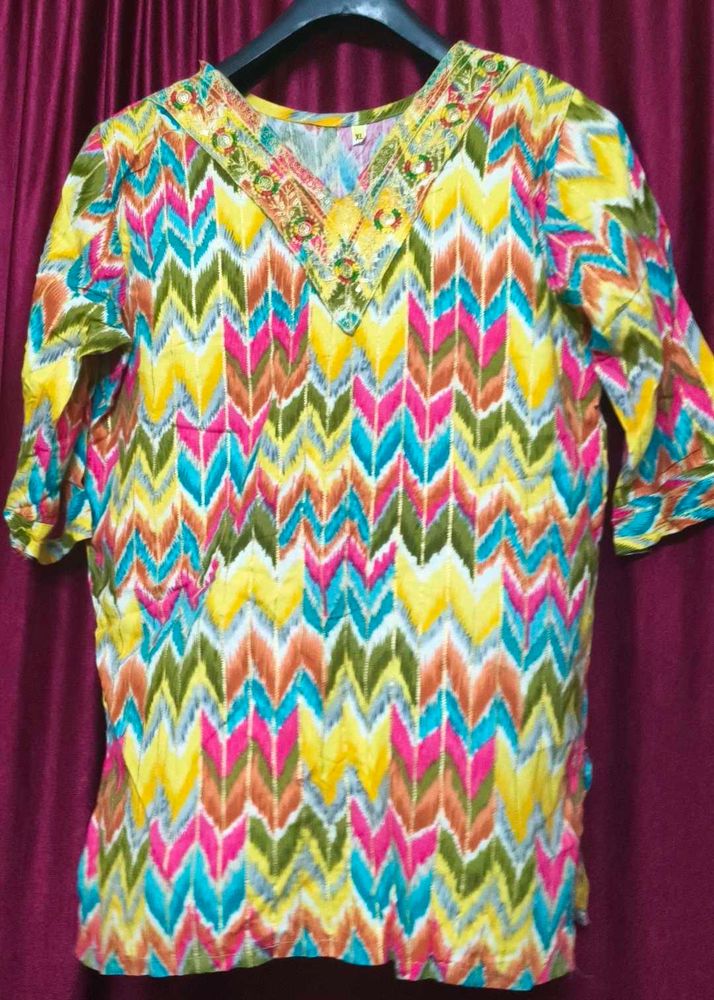 Vibrant Zigzag Print Kurta (fits XS-S)