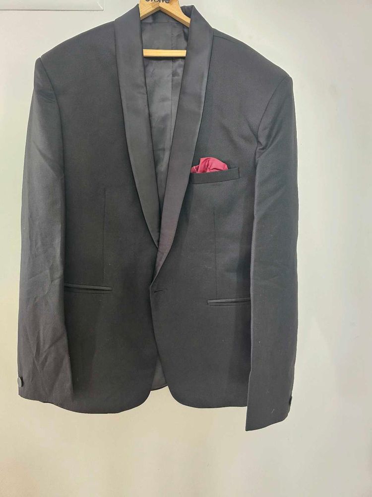 Men's Black Tuxedo Blazer