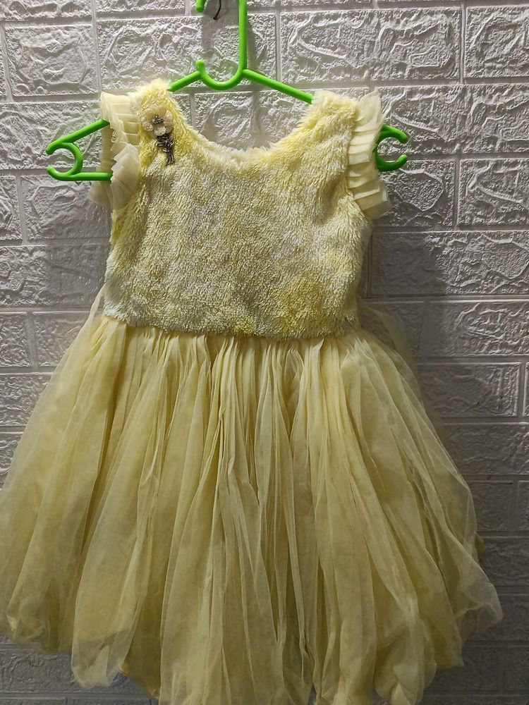 Cute Yellow Girls' Dress