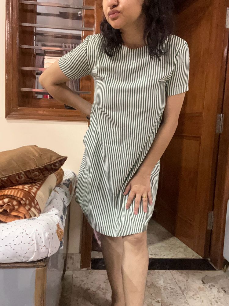 Striped Short Sleeve Casual Dress✨