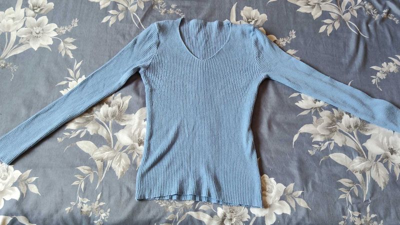 Light Blue Ribbed V-Neck Long Sleeve Top