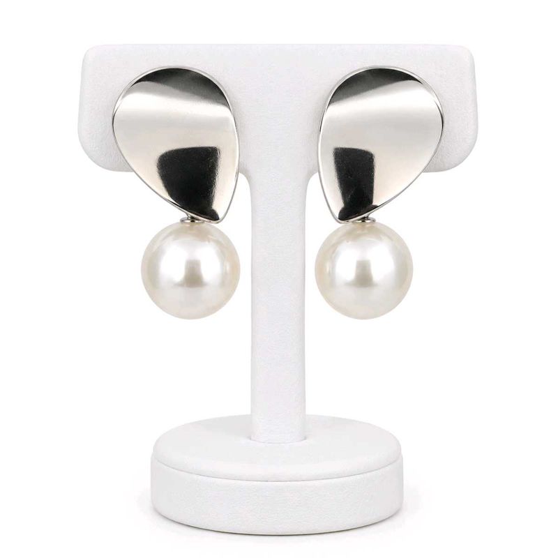Elegant Pearl Drop Earrings