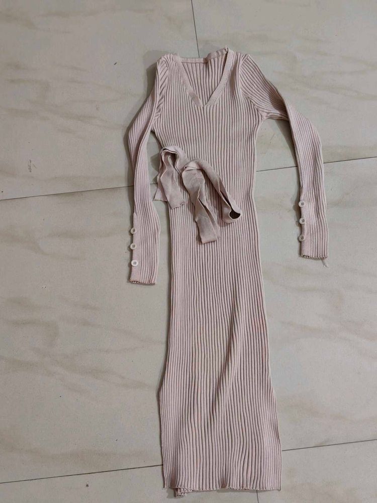 Ribbed V-Neck Midi Dress with Belt