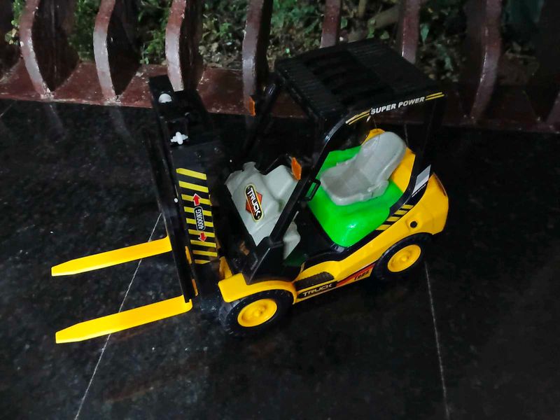 Super Power Forklift Toy Truck