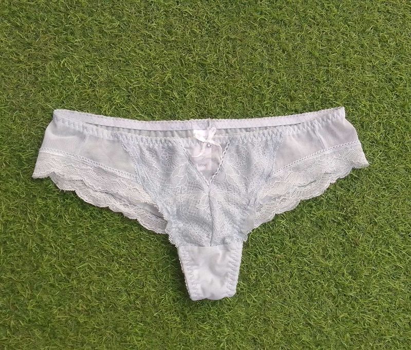 combo of 5 panties