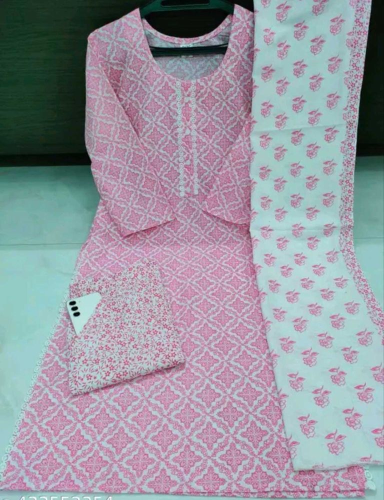 Pink &amp; White Printed Kurta Set