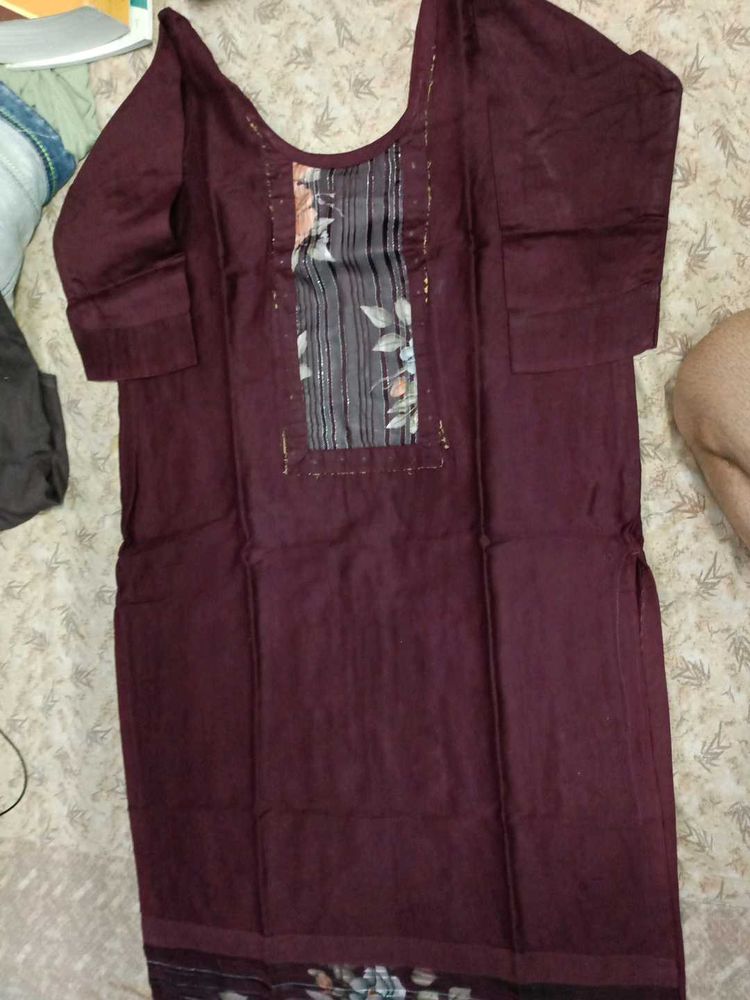 Maroon Ethnic Kurta with Floral Detail