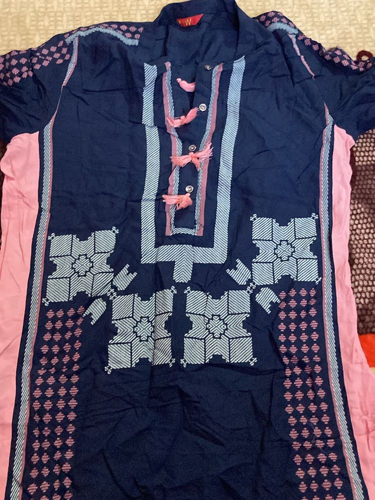 W Kurtis Tunic Top