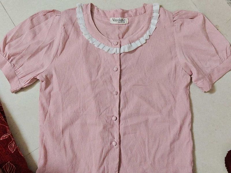 Offer Top  new pattern neck with puff ha