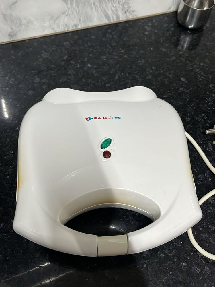 Bajaj Sandwich Maker