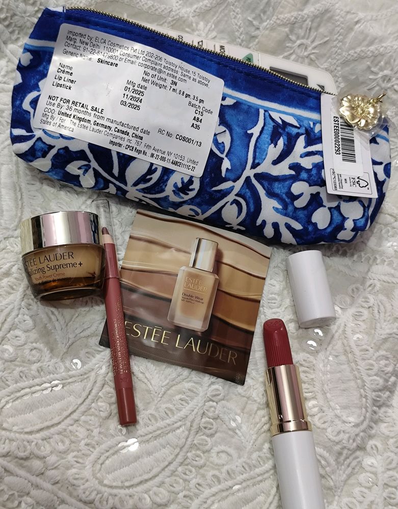 Estee Lauder Kit..(4 Products)