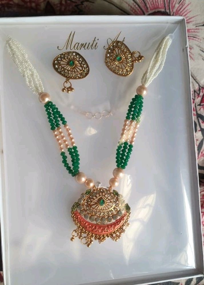 Jewellery sets