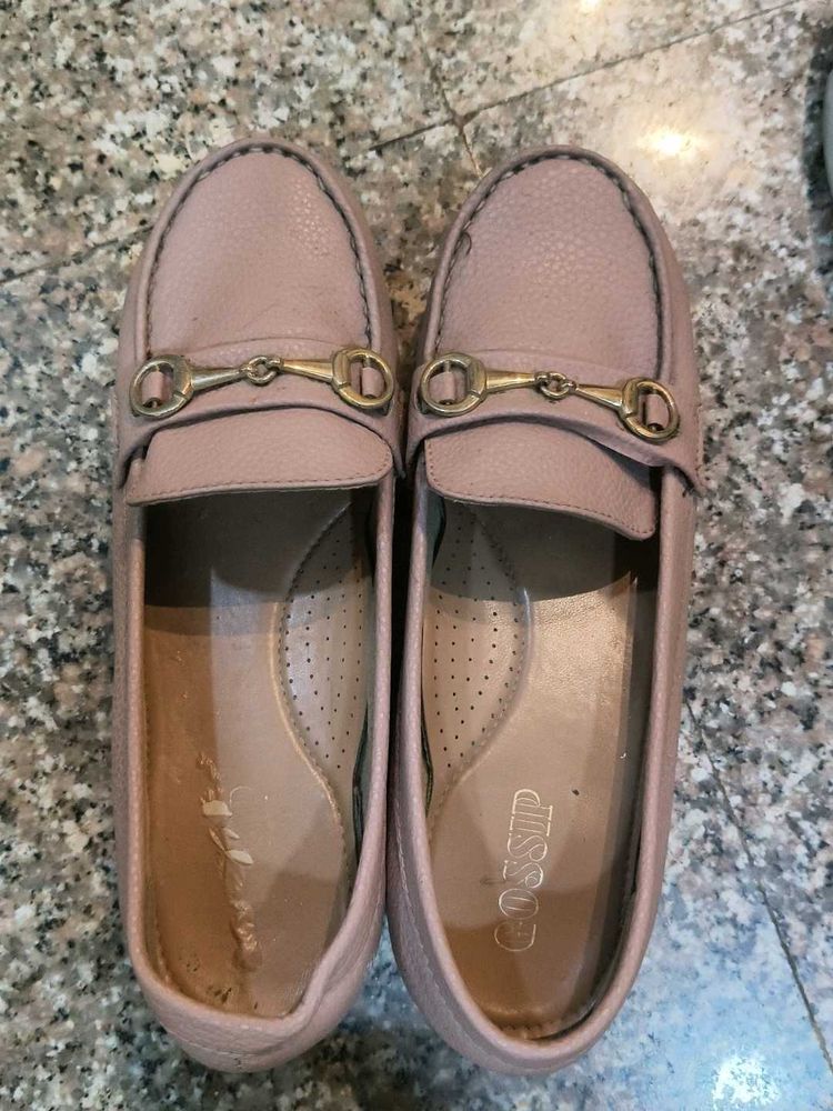 Stylish Women's Loafers These are hardly used