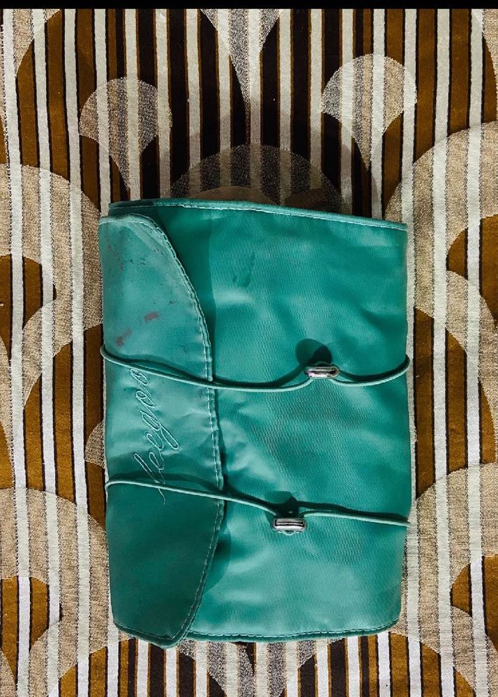 Travel pouch