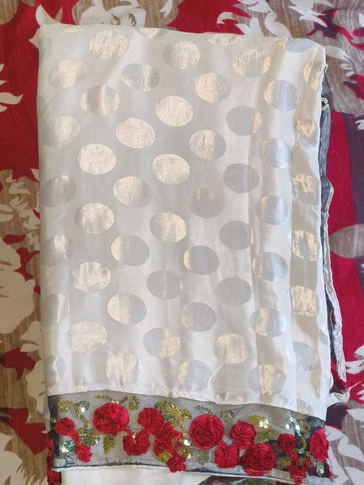 Elegant White Colour Saree