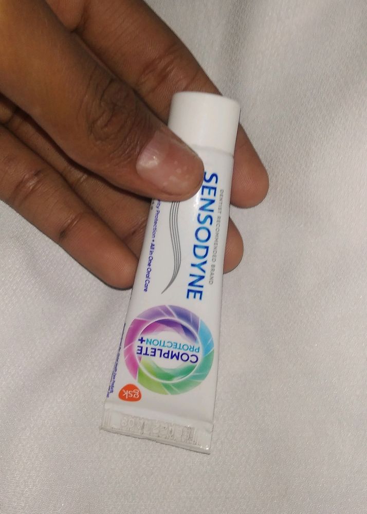 sensodyne tooth paste